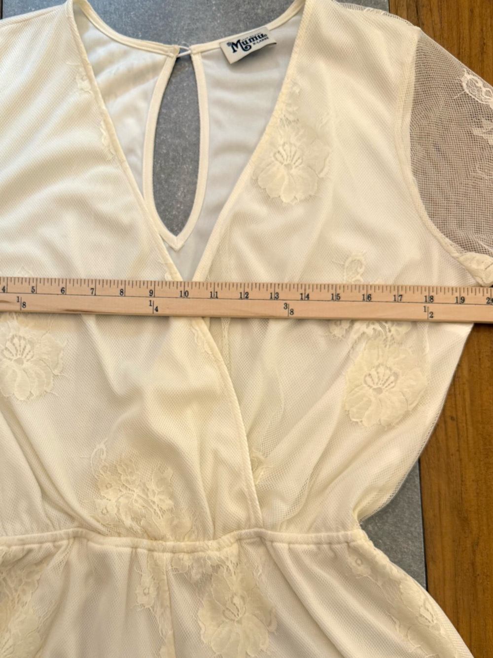 Show Me Your MuMu Loretta Romper White Ivory Lace Bell Sleeve Romper XL - Picture 14 of 16